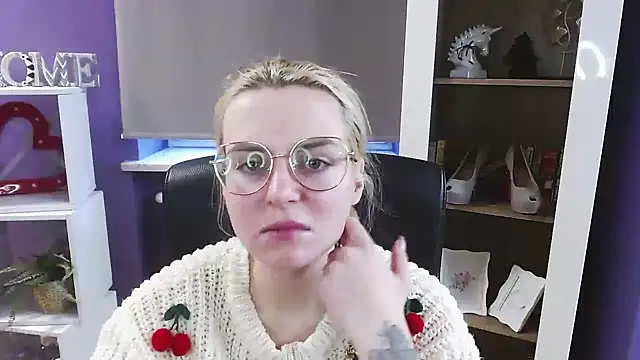 XXX chat uživo modela Zoey_Erotic