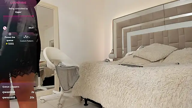 Chat XXX ao vivo de Miacorner_