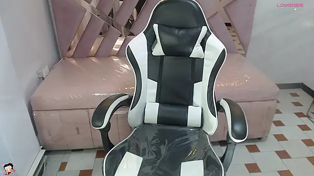 Kendra_rouse_v Live XXX Chat