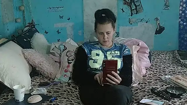 brighteyes77 Live XXX-chat