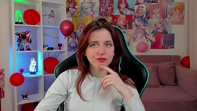 XXX chat uživo modela FreyaVey