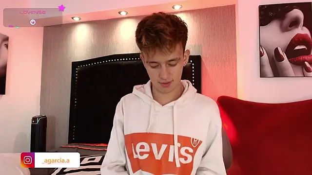 Chat XXX en directo de LiamWildx20