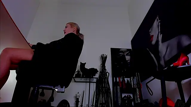 MistressDemi Obrolan Langsung XXX