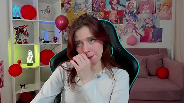 FreyaVey: онлайн-секс-чат