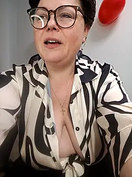 EllaLove2277 live XXX chat