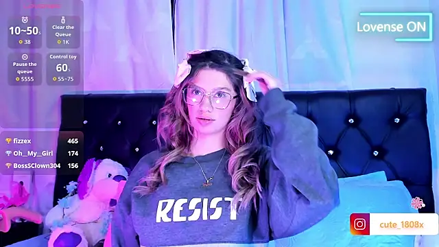 Sofiia_cute_ – Naživo XXX chat