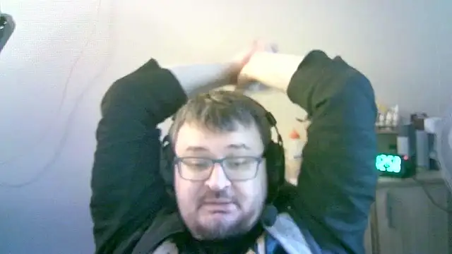 SirAbuser live XXX chat