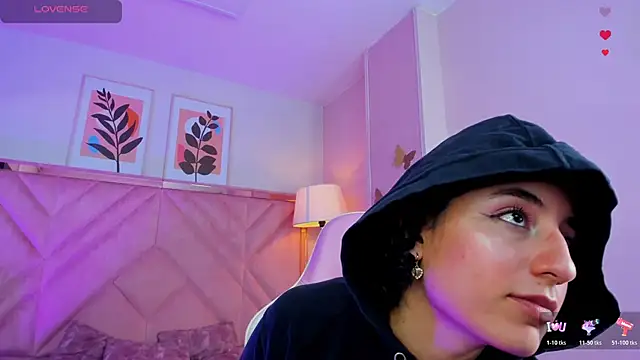 Živý XXX chat DemiJones_