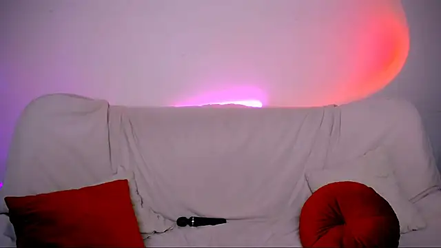 XXX chat uživo modela ElenaMonroe