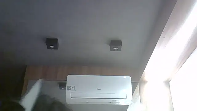 Онлайн чат XXX SkinnyKitten