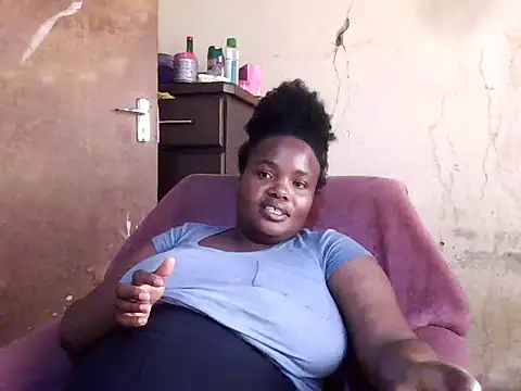 sexybigboobz webcam show