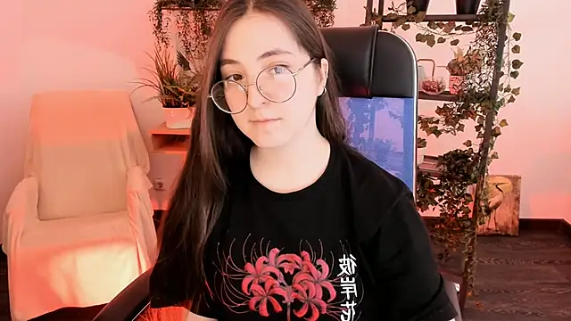 VirtuallVoyant 라이브 XXX 채팅