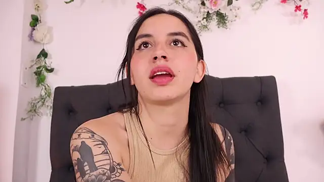 kaylee_lee élő XXX-chatje