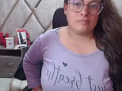 Sarah_Boobs_n Live XXX chat