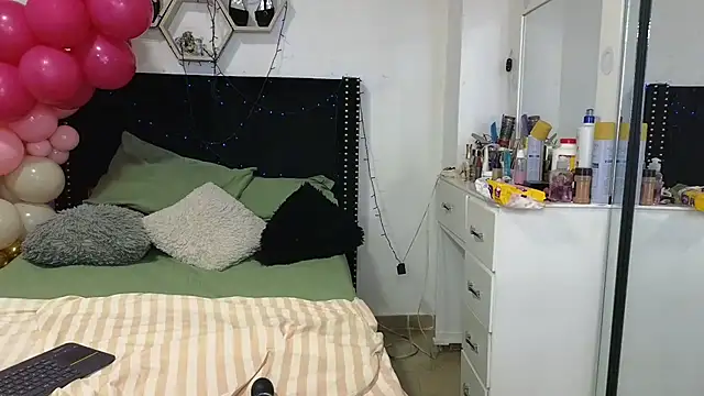 charlotte_077 Live XXX Chat