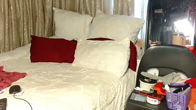 دردشة Bustyboobs02xx الجنسية المباشرة