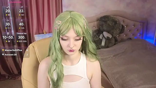 XXX chat uživo modela milanastars