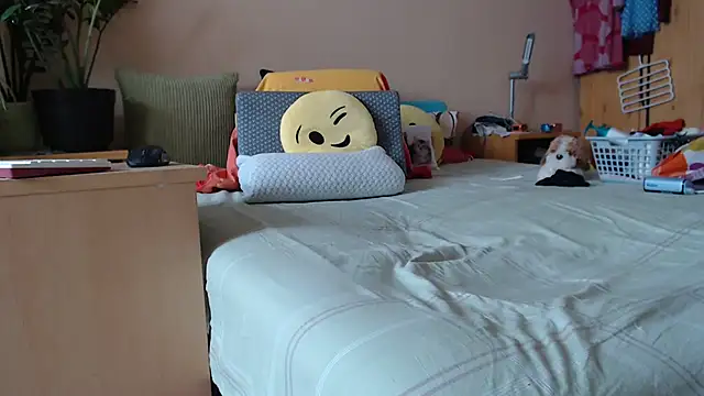 XXX chat uživo modela Dorina