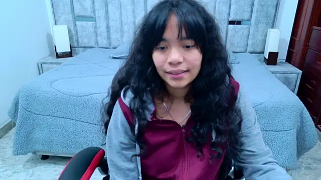 laureentt_ – Live XXX-chat