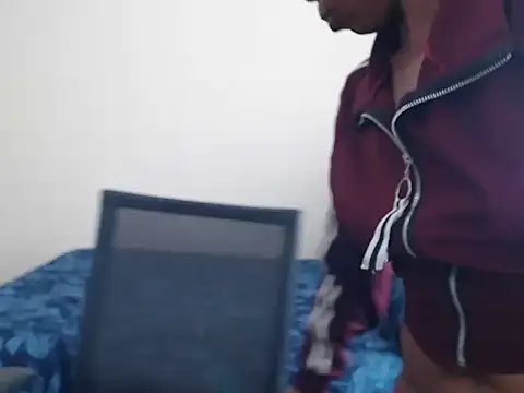 QUEENMANDYY's Live XXX Chat