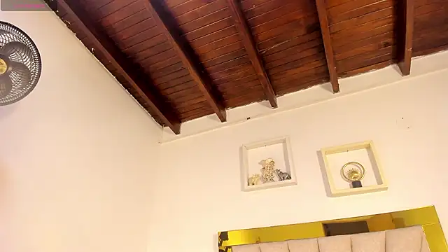 แชท XXX สดของ vahiolet_fuentes