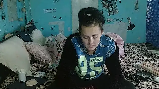 brighteyes77のライブXXXチャット