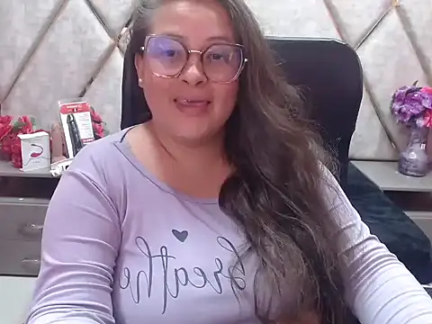 Czat XXX na żywo – Sarah_Boobs_