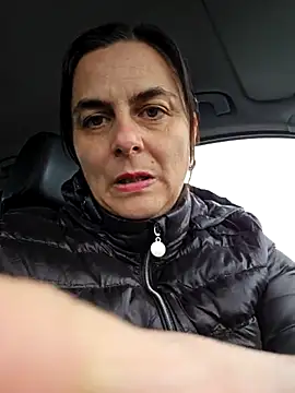 IsabelleCraft Chat XXX live