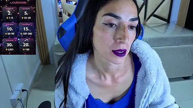 Chat +18 de Maily_a_ ao vivo