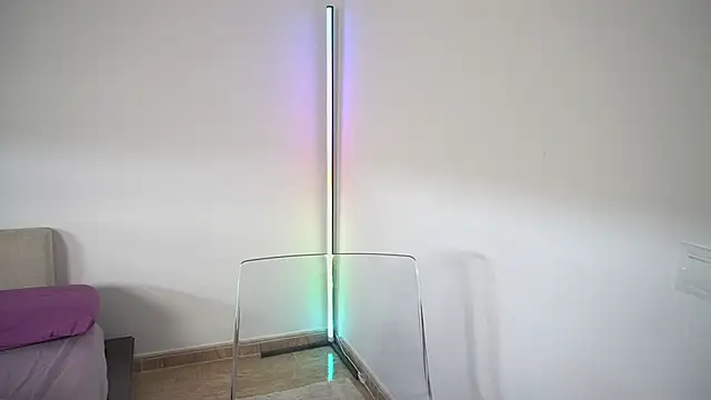 XXX chat uživo modela new_dee