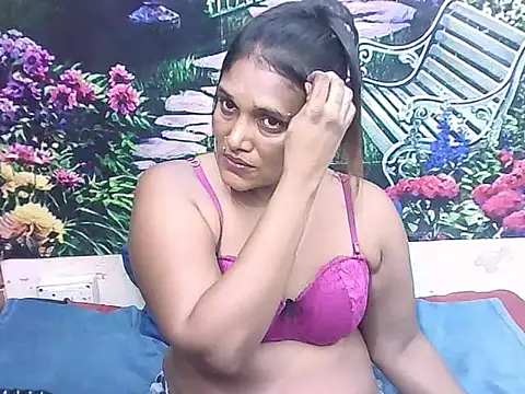 IndianSexyLady20's Live XXX Chat