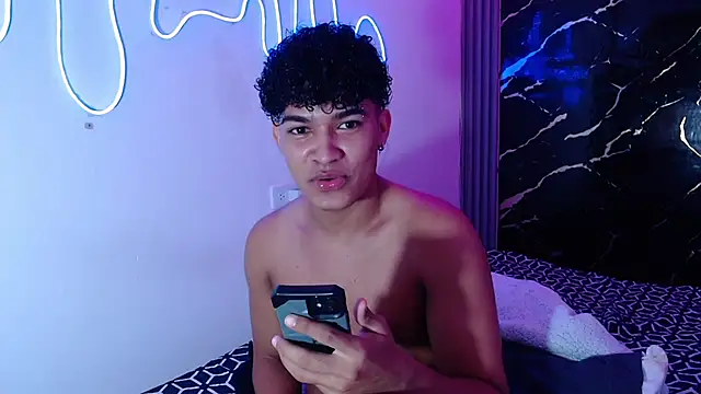 jamescurly00: онлайн-секс-чат