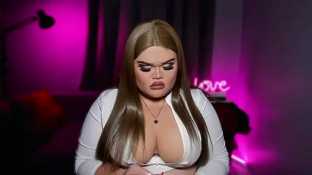 BelindaLoveのウェブカメラショー