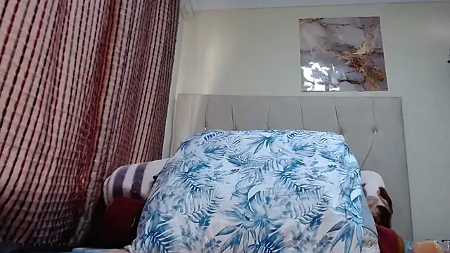 CHOCOLATEDARKBUSTYX's Live XXX Chat