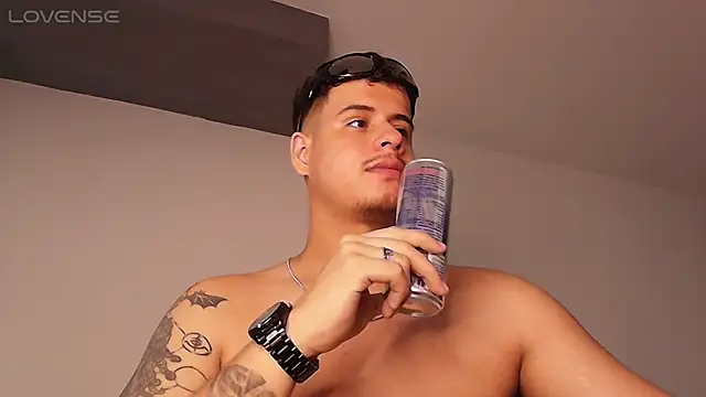 دردشة BjornSteel الجنسية المباشرة