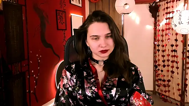 TessaMill 现场XXX聊天