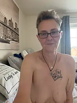 Show Webcam de Curvy-Jinx