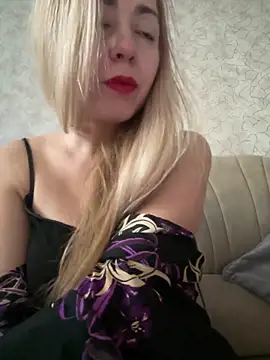 Pokazy przed kamerką – NikkiMis