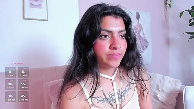 XXX chat uživo modela Julie_devani