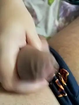 Webkamerová show MadaamJizz_DickLewd