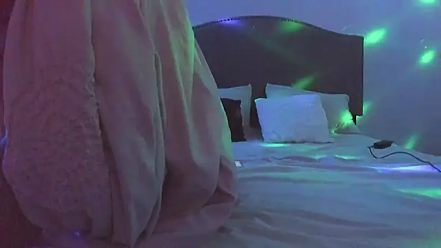 yiauana: απευθείας συνομιλία ΧΧΧ