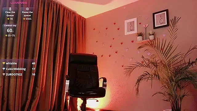 Breidyhard: онлайн-секс-чат