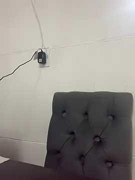 Онлайн чат XXX Jimena_luvv