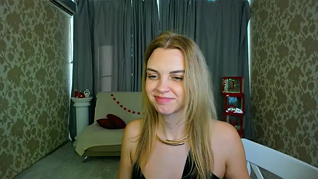 LunaFlinn Live XXX Chat