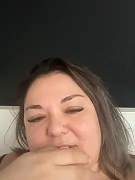 MikyVesela's Live XXX Chat