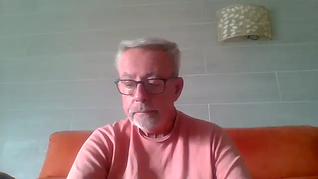 tuggy59: διαδικτυακό σόου στην κάμερα