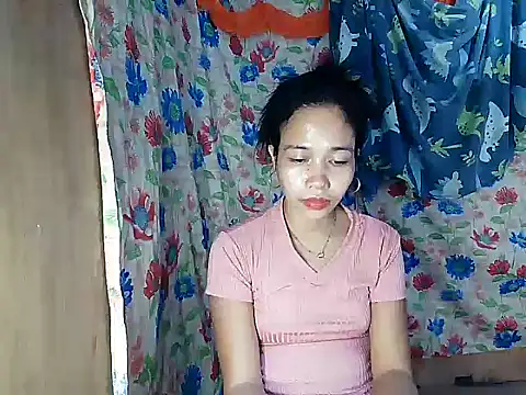 Chat +18 de PinaySkinnyGirl ao vivo