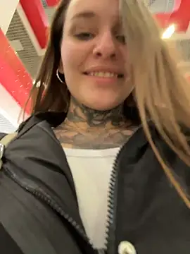 KishaMur Chat XXX live