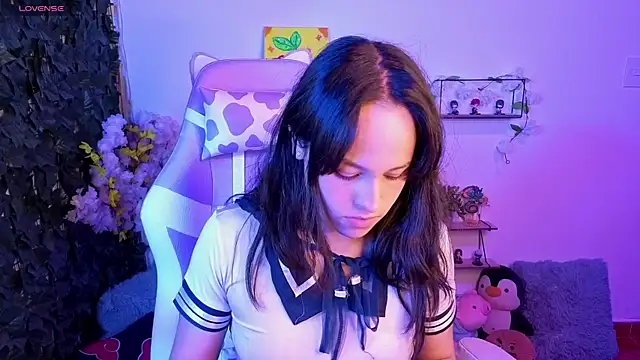 Chat XXX en directo de Eymmy_24