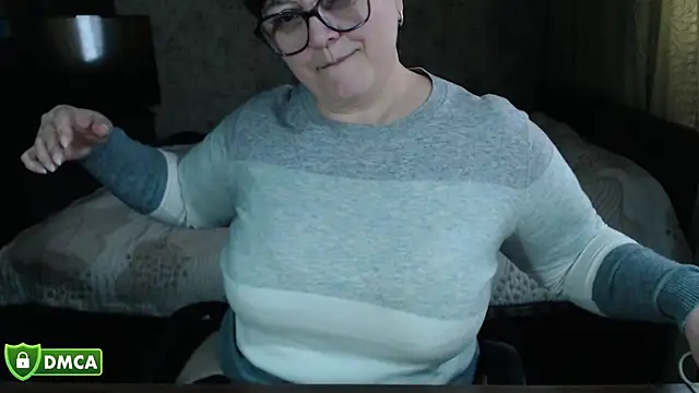 BrandiOhNight élő XXX-chatje